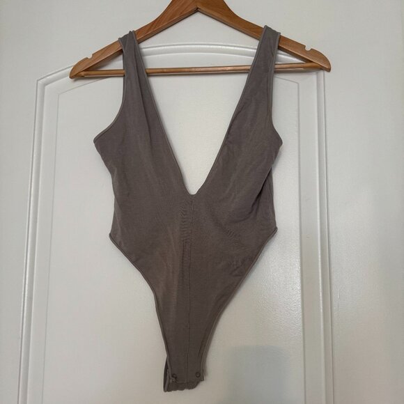 NWT Skims Deep Plunge Bodysuit Grey Modal Size S/M - Picture 1 of 7